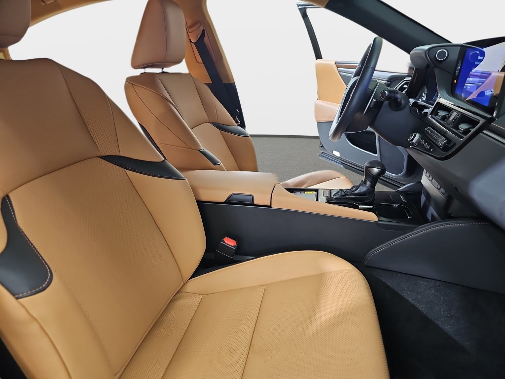 Certified 2025 Lexus ES 350 w/ Premium Package FWD image 10
