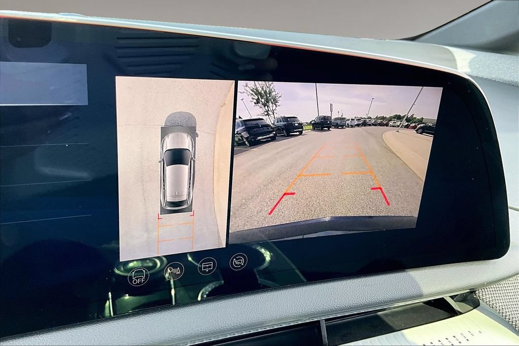 Certified 2025 Cadillac Optiq Sport 1 AWD/4WD image 23