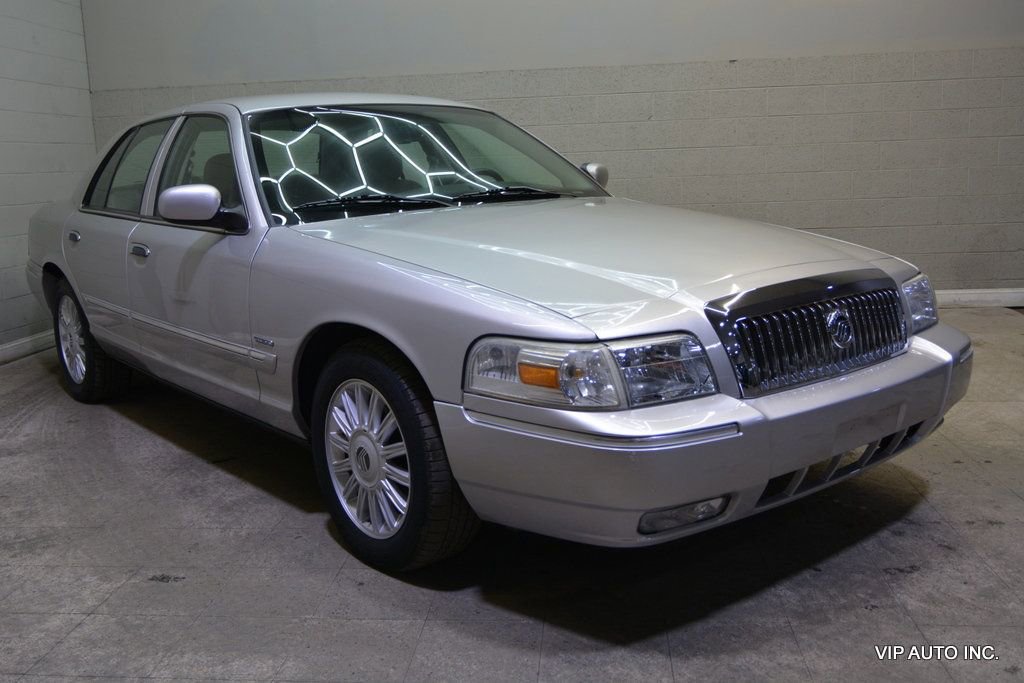 Used 2009 Mercury Grand Marquis LS image 1