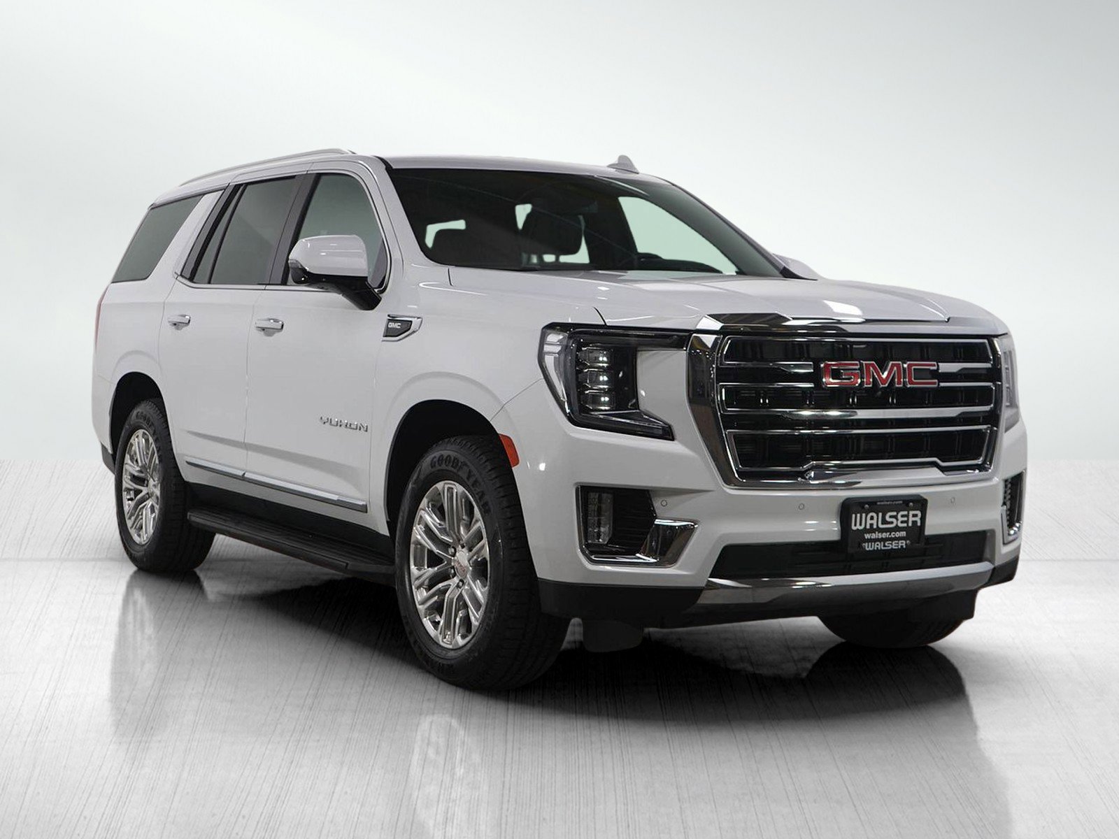 Used 2023 GMC Yukon SLT w/ SLT Luxury Package image 7