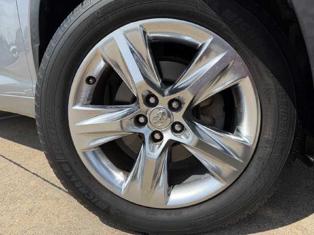 Used 2015 Toyota Highlander Limited Platinum AWD/4WD image 9