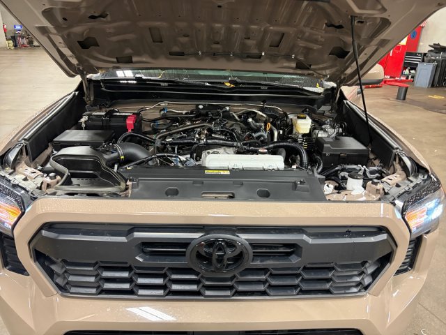 Certified 2026 Toyota Tacoma TRD Off-Road AWD/4WD image 20