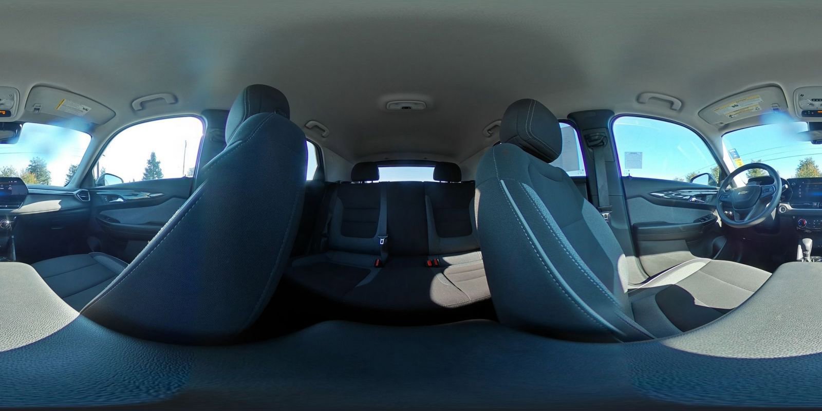 Used 2025 Chevrolet TrailBlazer LT image 42