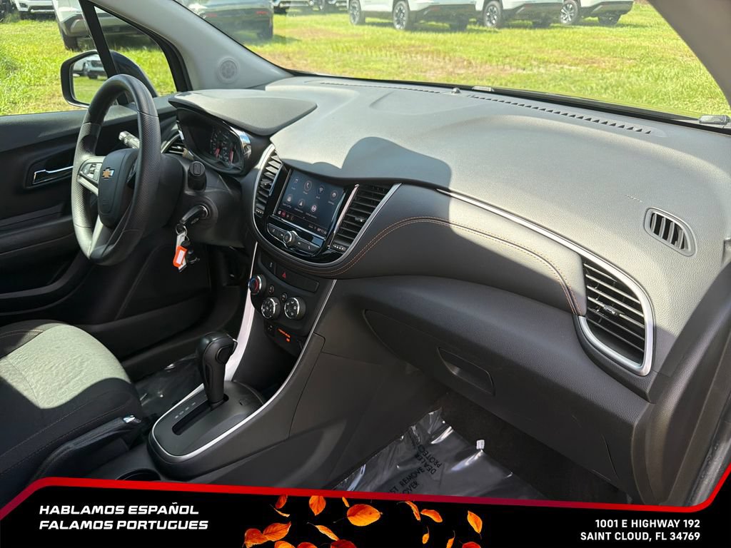 Used 2022 Chevrolet Trax LS w/ Tint and Cruise Package FWD image 22
