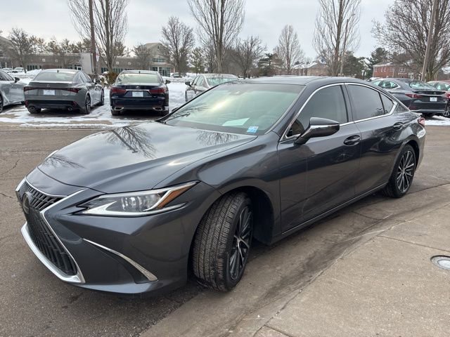 Used 2024 Lexus ES 350 w/ Premium Package video 2