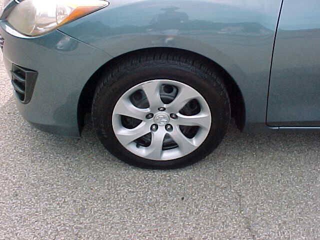 Used 2010 MAZDA MAZDA3 i Sport FWD image 4