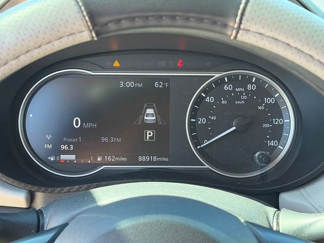 Used 2021 Nissan Versa SV image 24