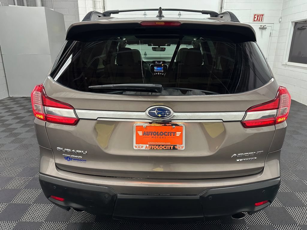 Used 2022 Subaru Ascent Limited w/ Technology Package AWD/4WD image 8
