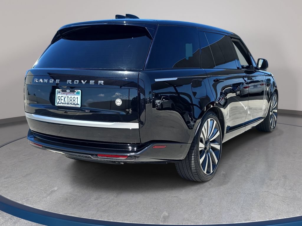 Certified 2023 Land Rover Range Rover SV AWD/4WD image 6
