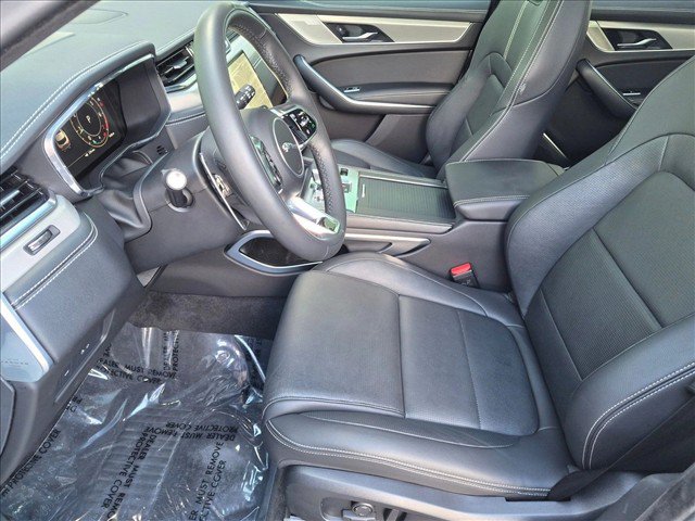 Certified 2026 Jaguar F-PACE R-Dynamic S AWD/4WD image 16