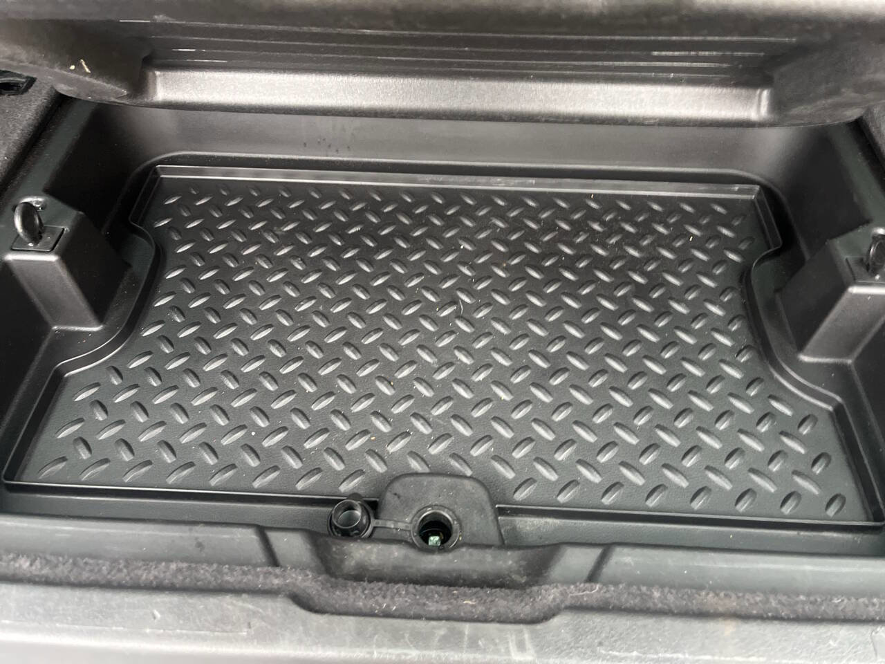 Used 2011 Jeep Liberty Sport image 23