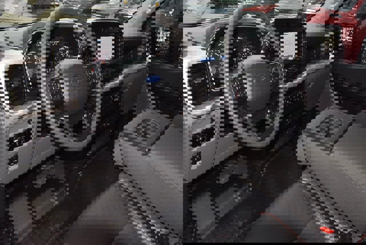 Used 2023 Ford F150 XL image 13