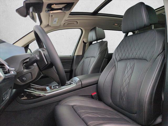 Certified 2026 BMW X7 xDrive40i AWD/4WD image 16