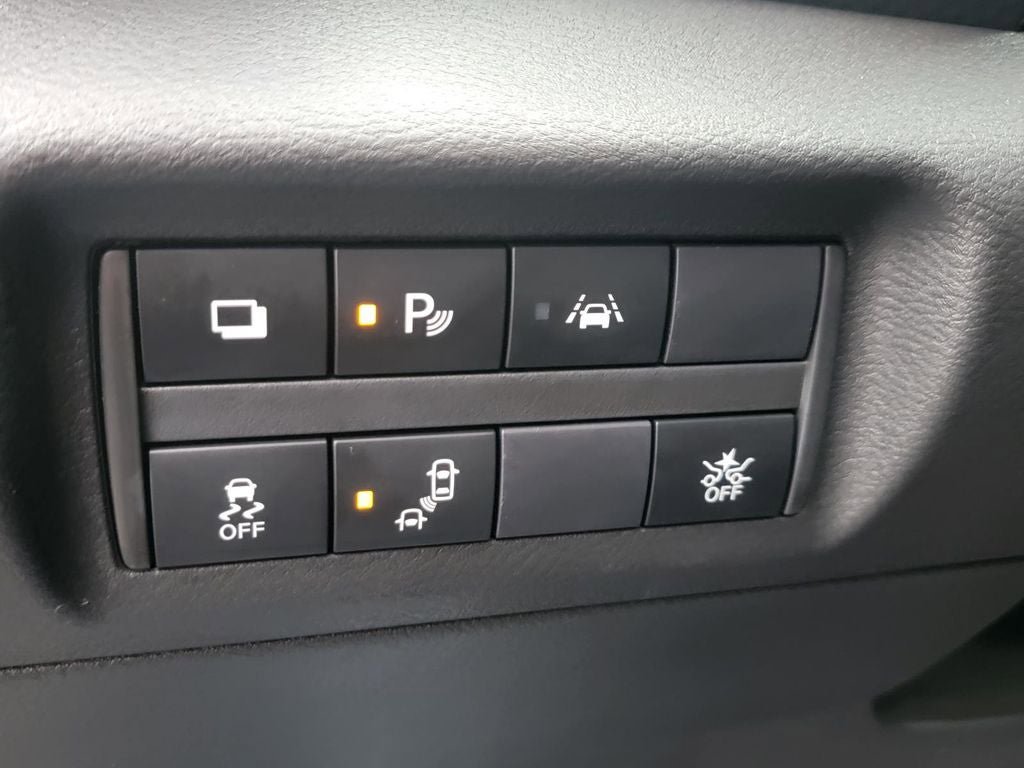 Used 2024 Nissan Kicks S FWD image 27