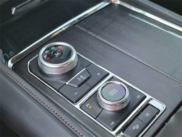 Certified 2024 Ford Expedition Max Platinum image 30