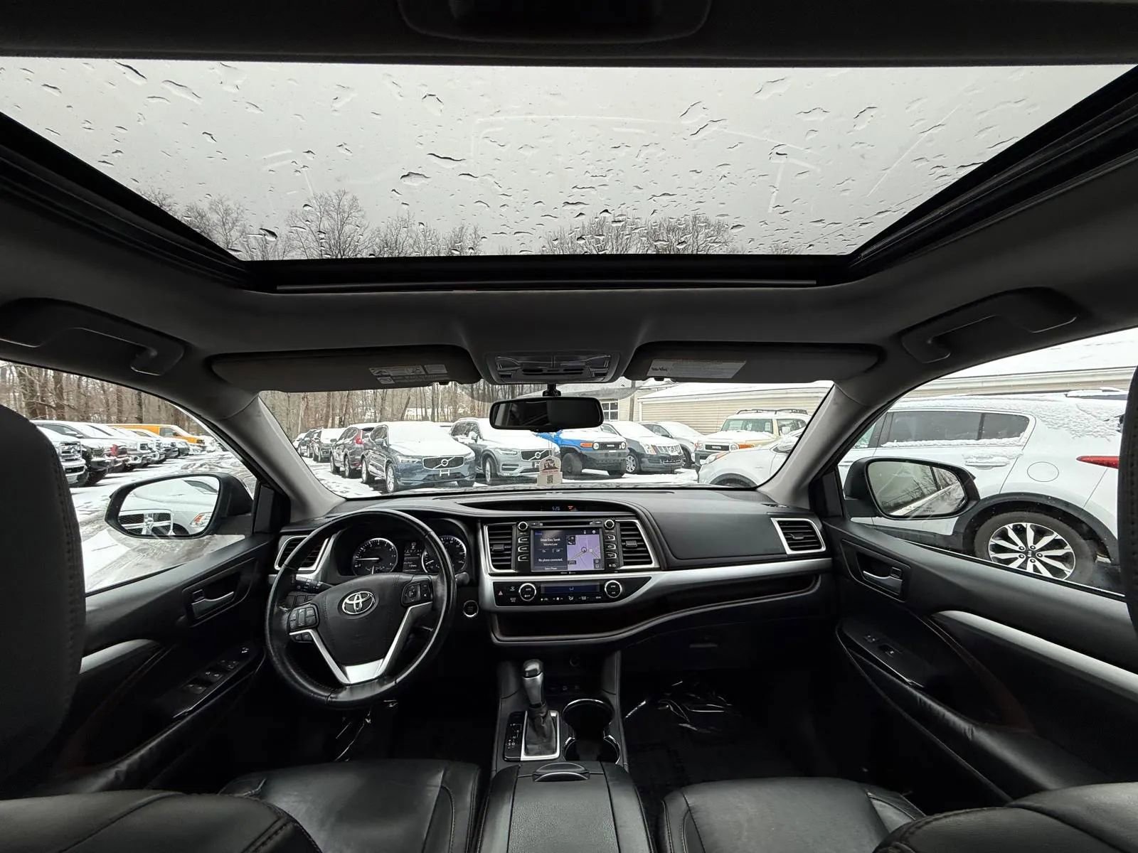 Used 2015 Toyota Highlander XLE image 15