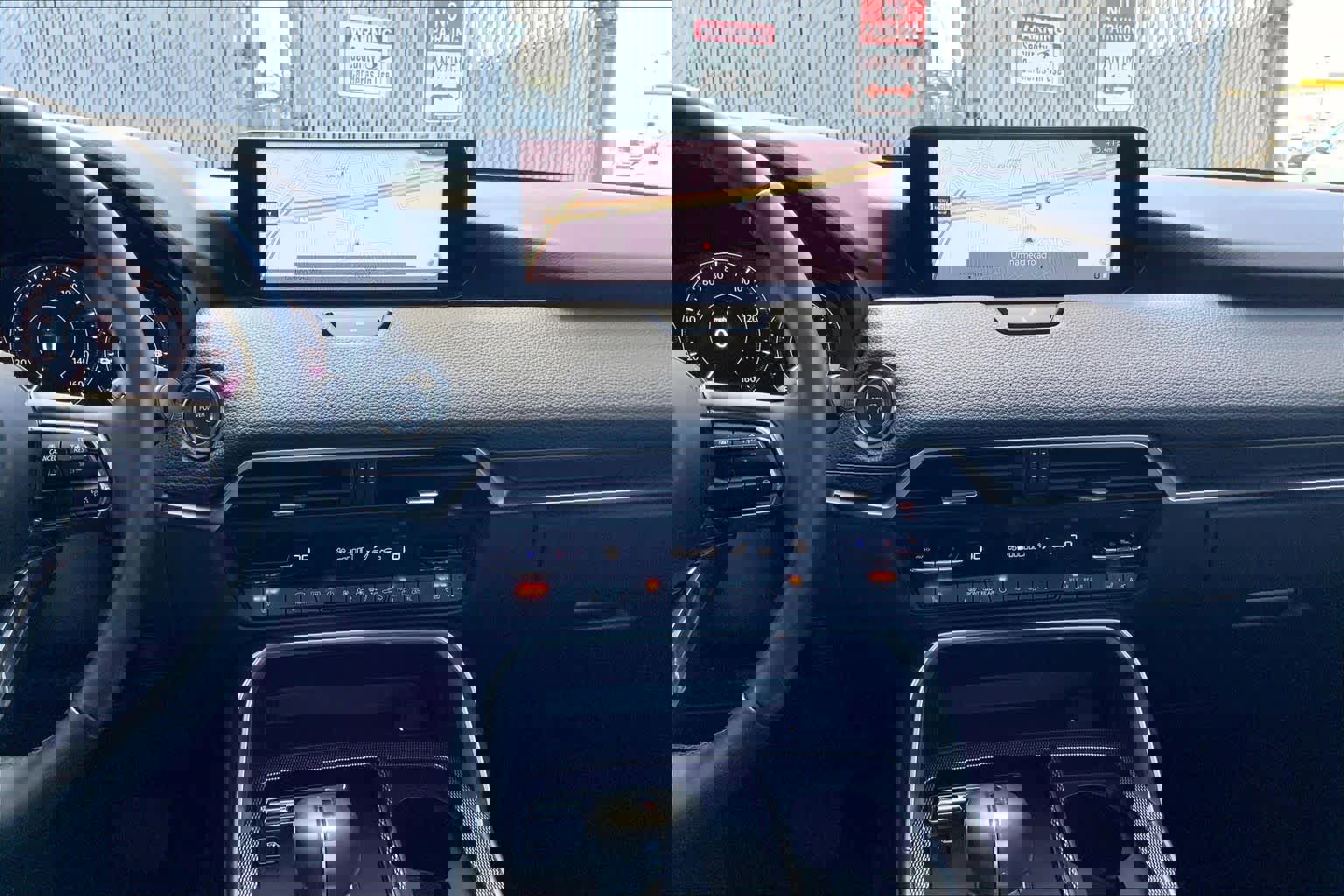 Used 2024 MAZDA CX-90 Plug-In Hybrid w/ Premium Pkg image 7