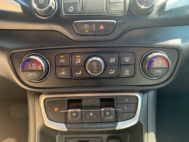 Used 2022 GMC Terrain SLT AWD/4WD image 33