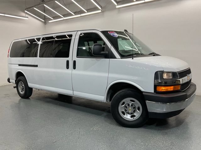 Used 2024 Chevrolet Express 3500 LT w/ LT Preferred Equipment Group RWD image 2
