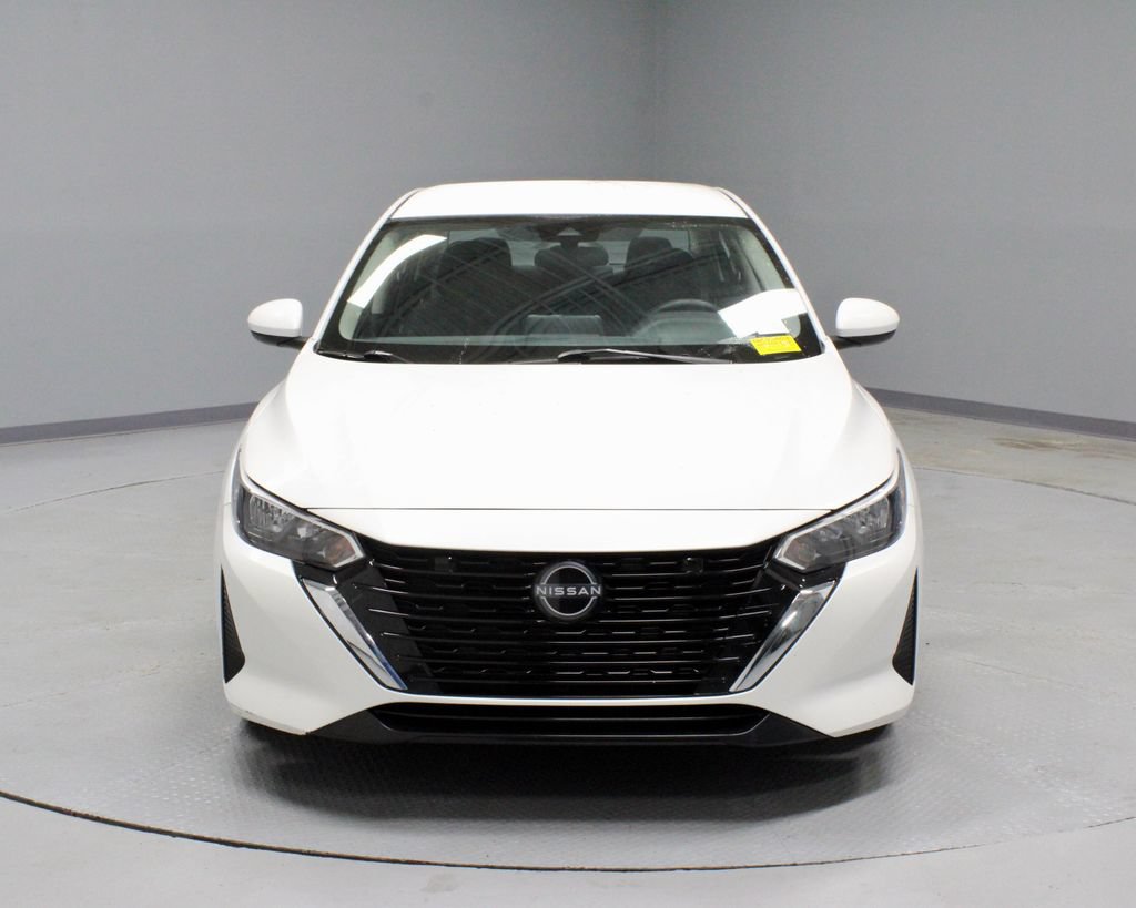 Certified 2025 Nissan Sentra SV FWD image 5