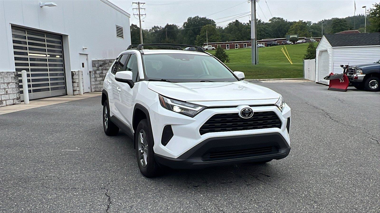Used 2024 Toyota RAV4 XLE w/ Convenience Package