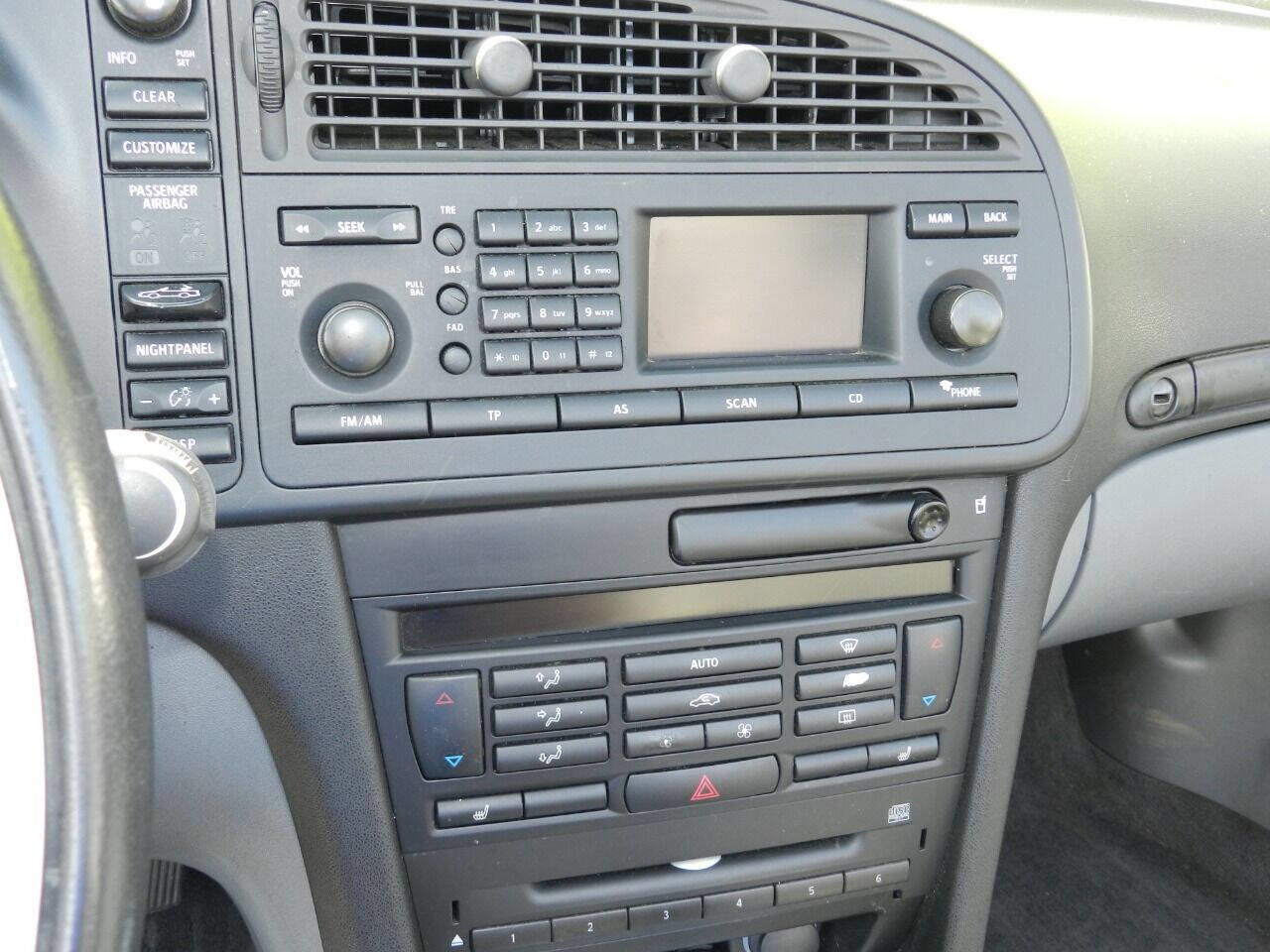 Used 2006 Saab 9-3 Aero image 14