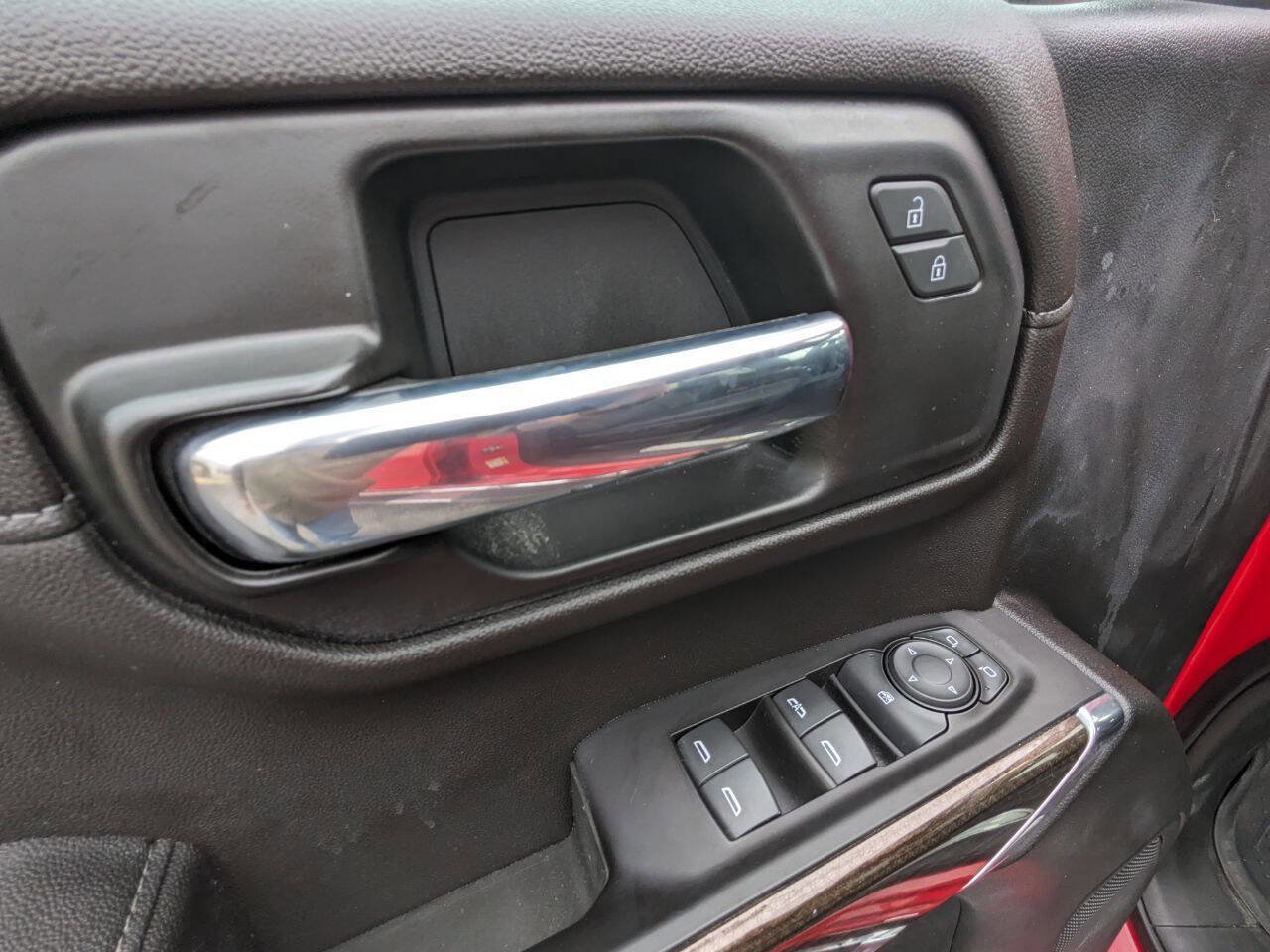 Used 2022 Chevrolet Silverado 1500 LT w/ Bed Protection Package image 9