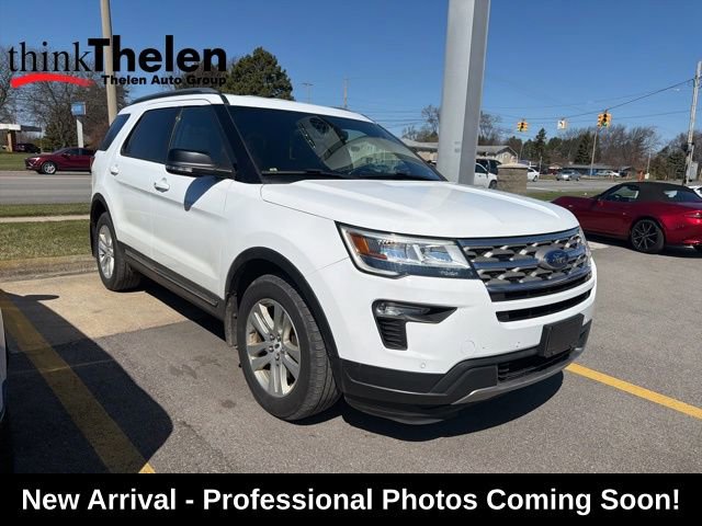 Used 2018 Ford Explorer XLT w/ Equipment Group 202A AWD/4WD image 6