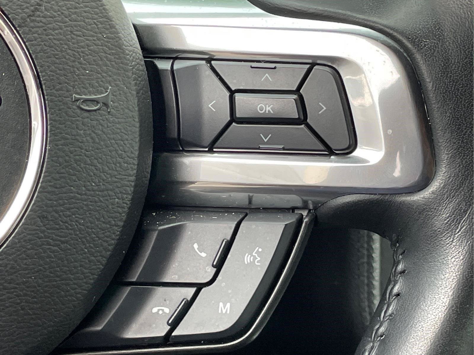 Used 2018 Ford Mustang GT Premium RWD image 22