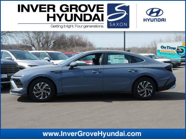 New 2026 Hyundai Sonata Blue FWD image 1