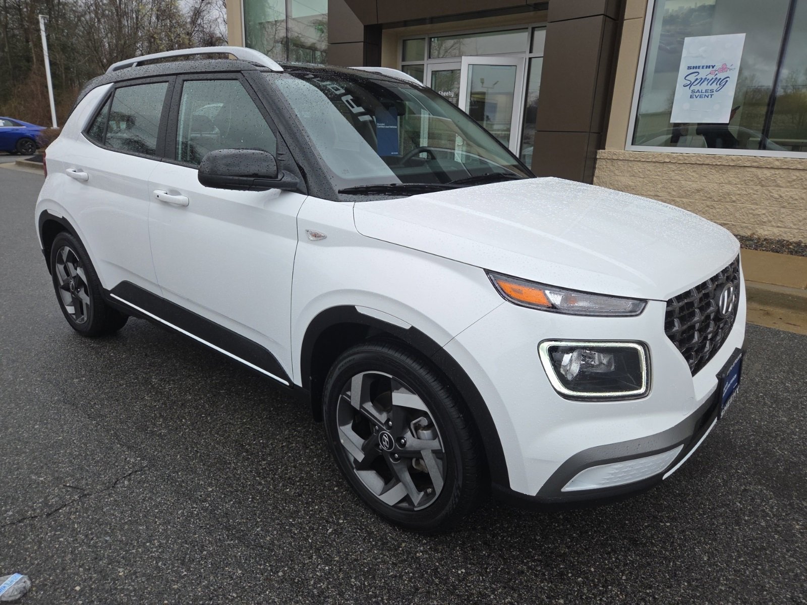 Certified 2025 Hyundai Venue Limited image 1