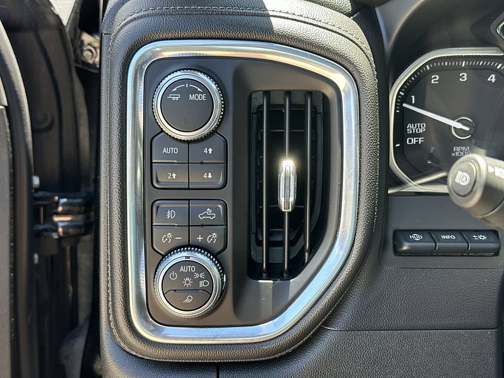 Certified 2021 GMC Sierra 1500 Denali w/ Denali Ultimate Package AWD/4WD image 18