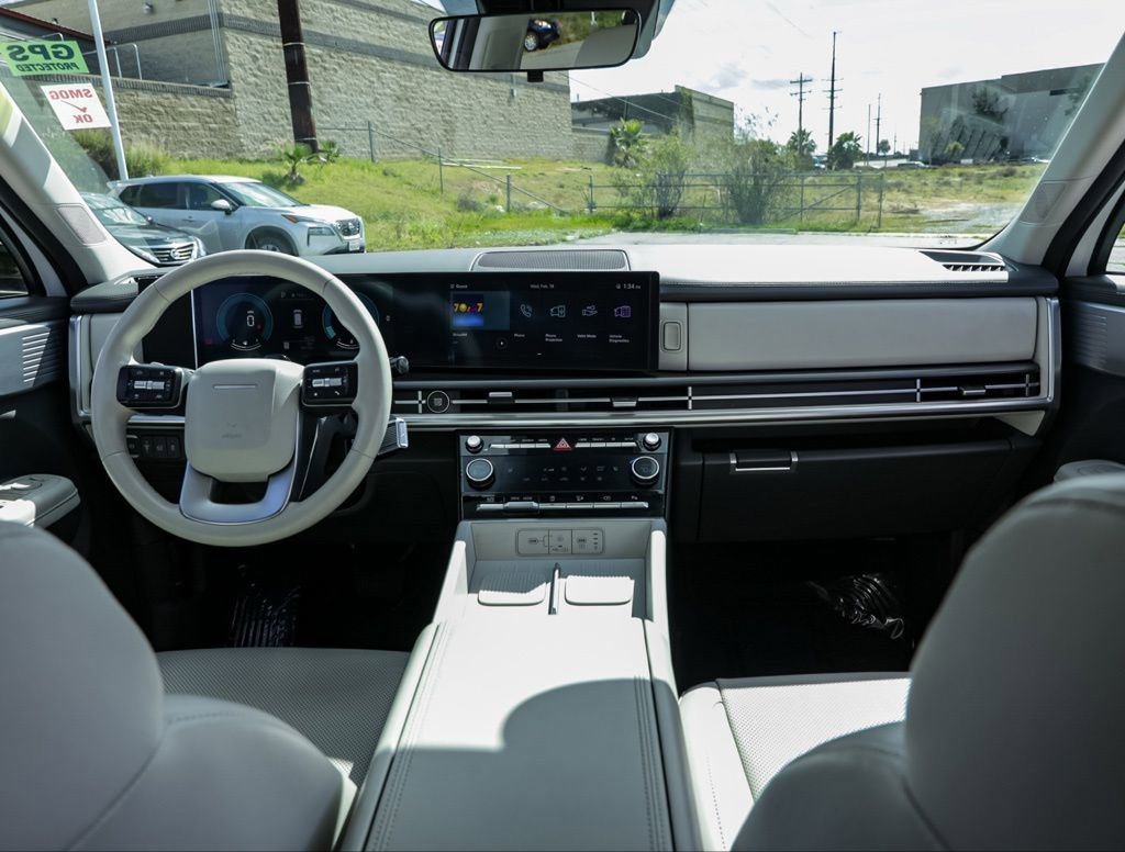 Used 2024 Hyundai Santa Fe SEL image 25