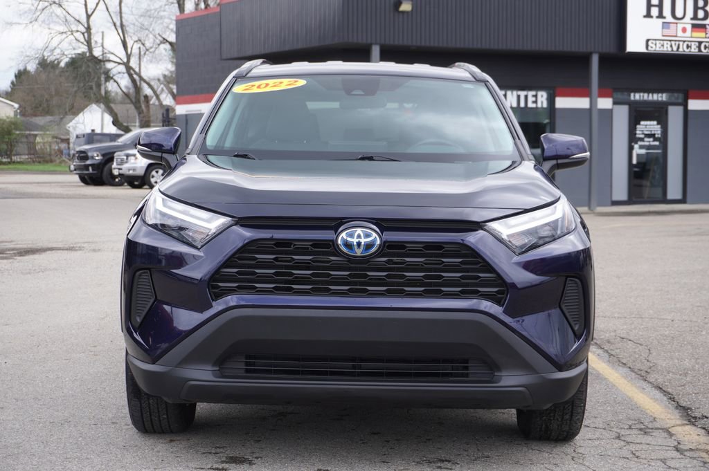Used 2022 Toyota RAV4 XLE video 2