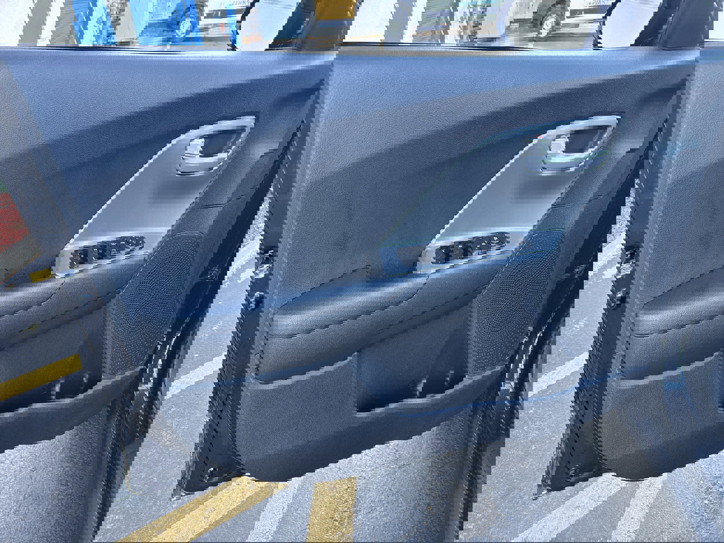 Used 2019 Kia Niro LX image 6