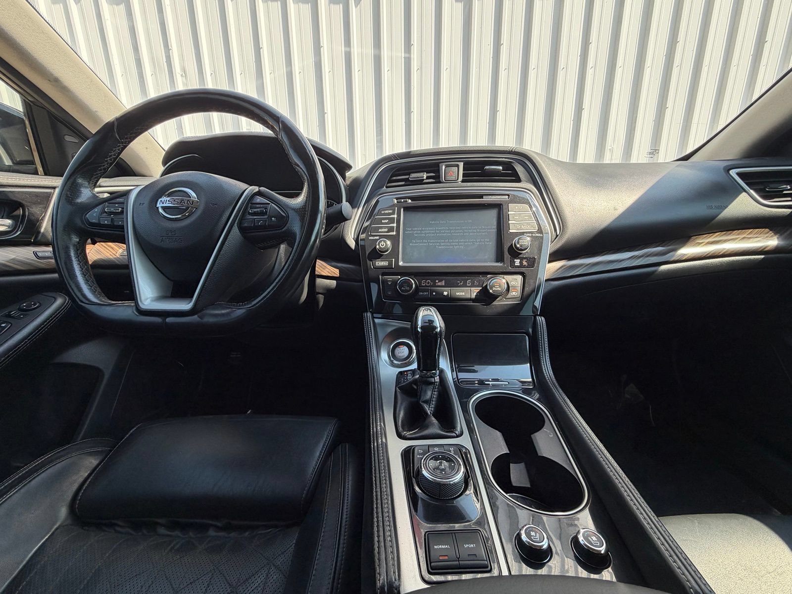Used 2017 Nissan Maxima Platinum FWD image 13
