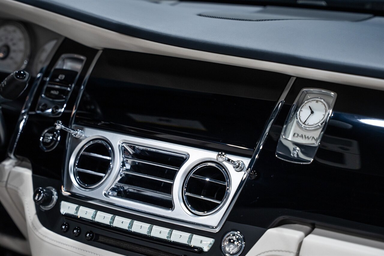 Used 2016 Rolls-Royce Dawn image 61