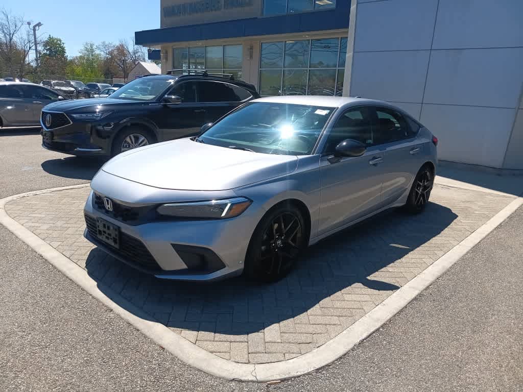 Used 2023 Honda Civic Sport image 2