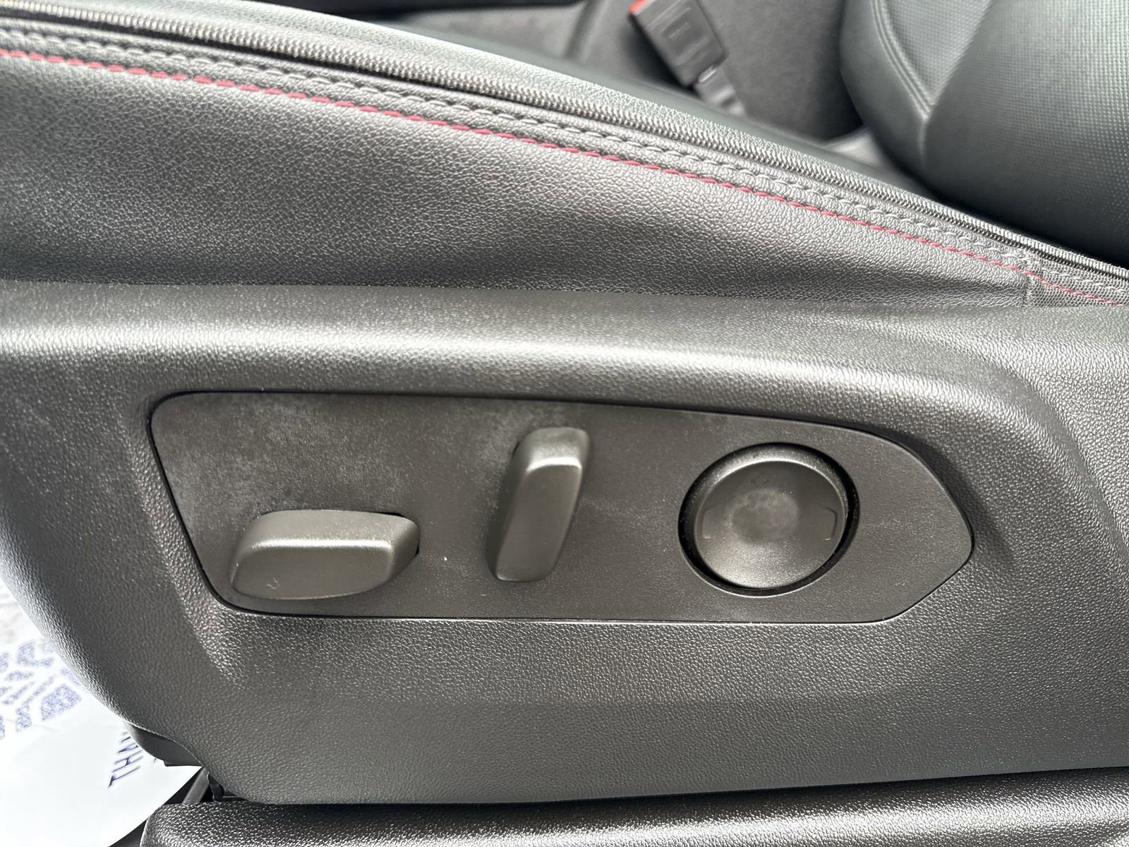 Used 2024 Chevrolet Suburban RST w/ Luxury Package image 14