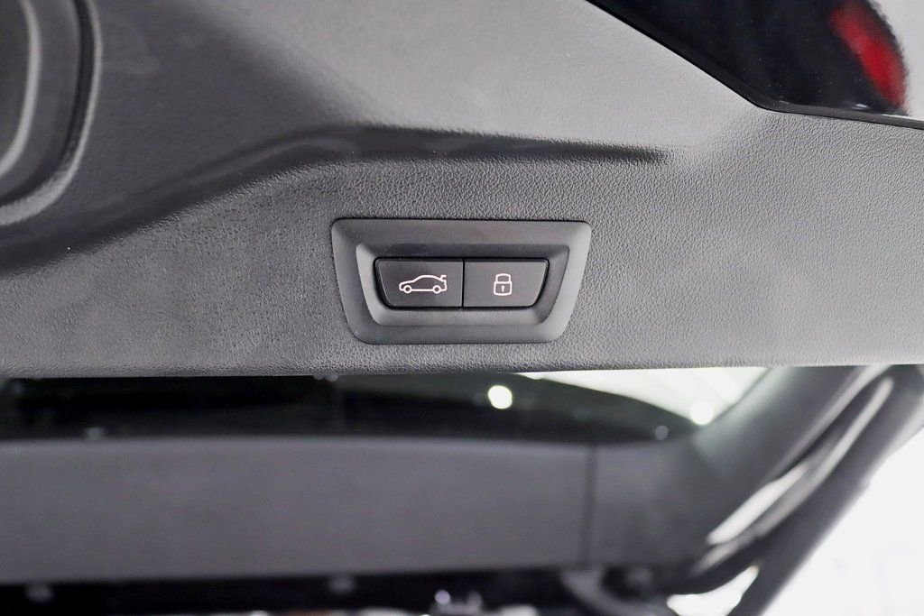 Used 2024 BMW X5 M60i image 45