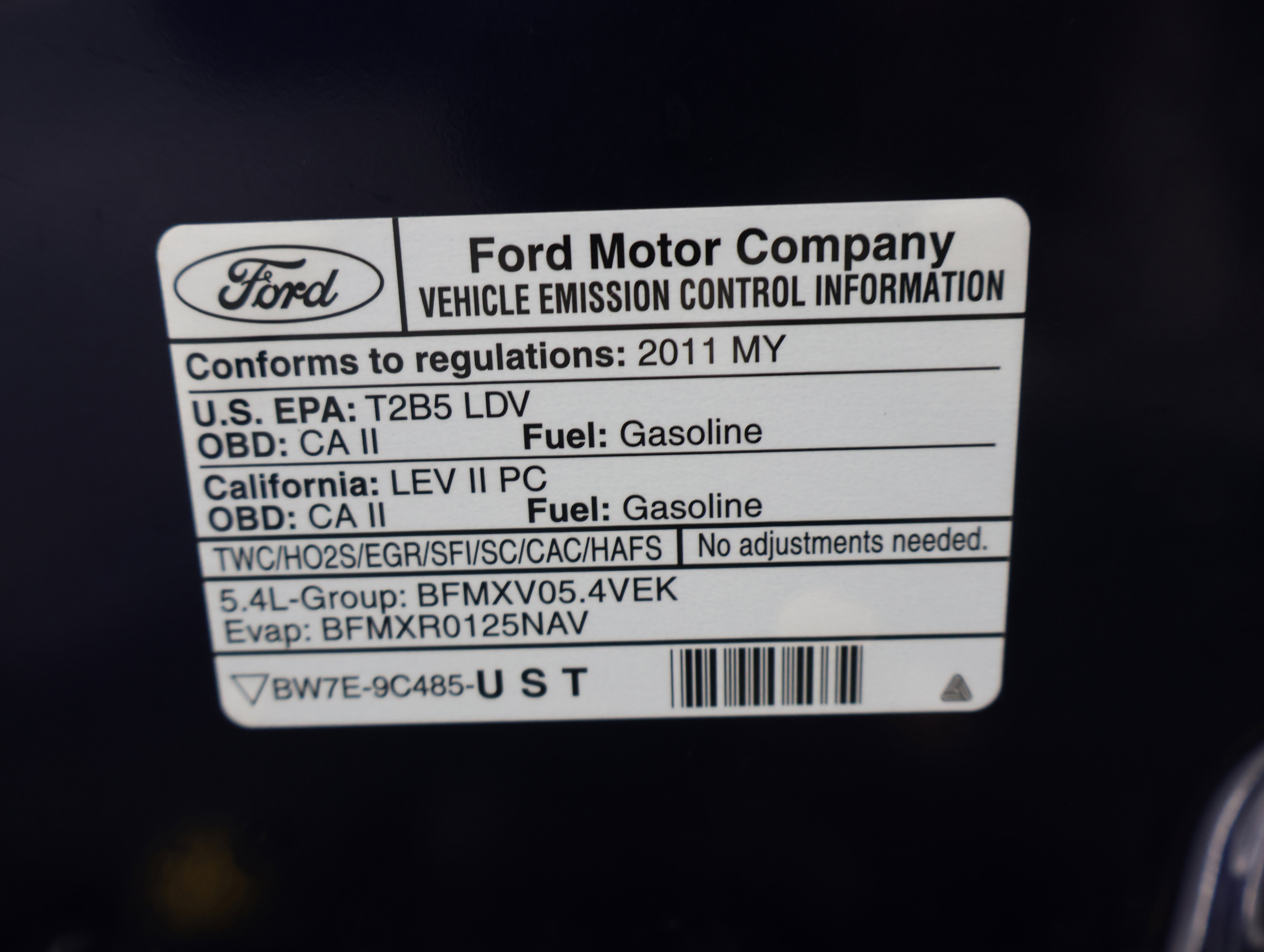 Used 2011 Ford Mustang Shelby GT500 w/ SVT Performance Pkg RWD image 18