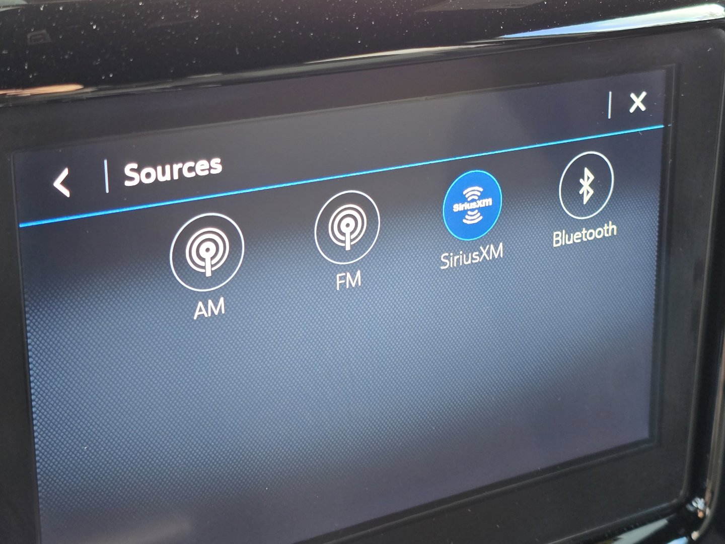 Used 2023 Chevrolet Traverse LT image 6