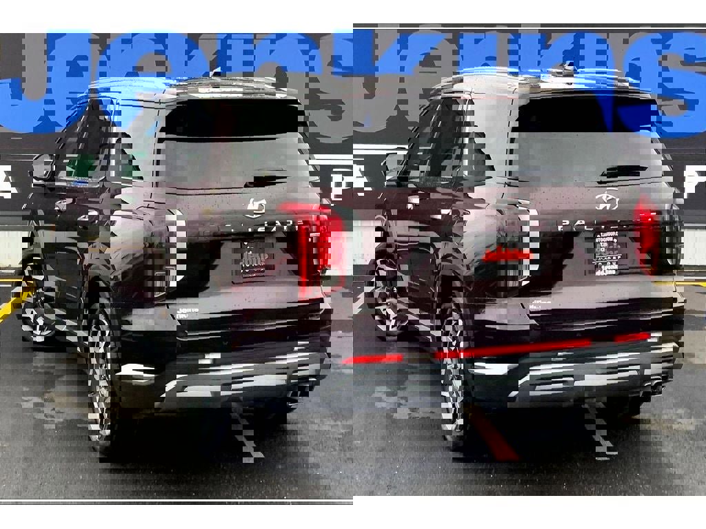 Used 2024 Hyundai Palisade Limited image 13