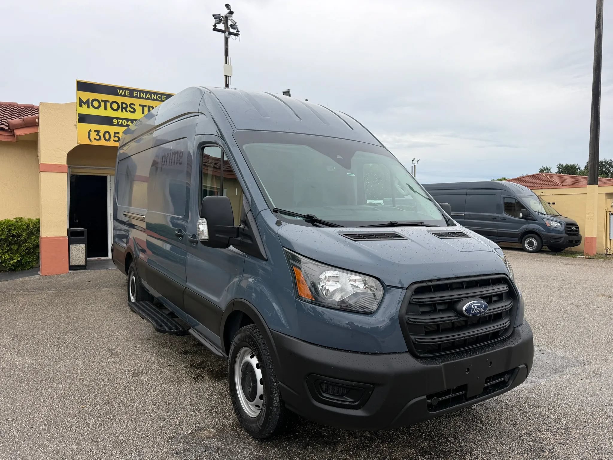 Used 2020 Ford Transit 250 148 High Roof Extended RWD image 8