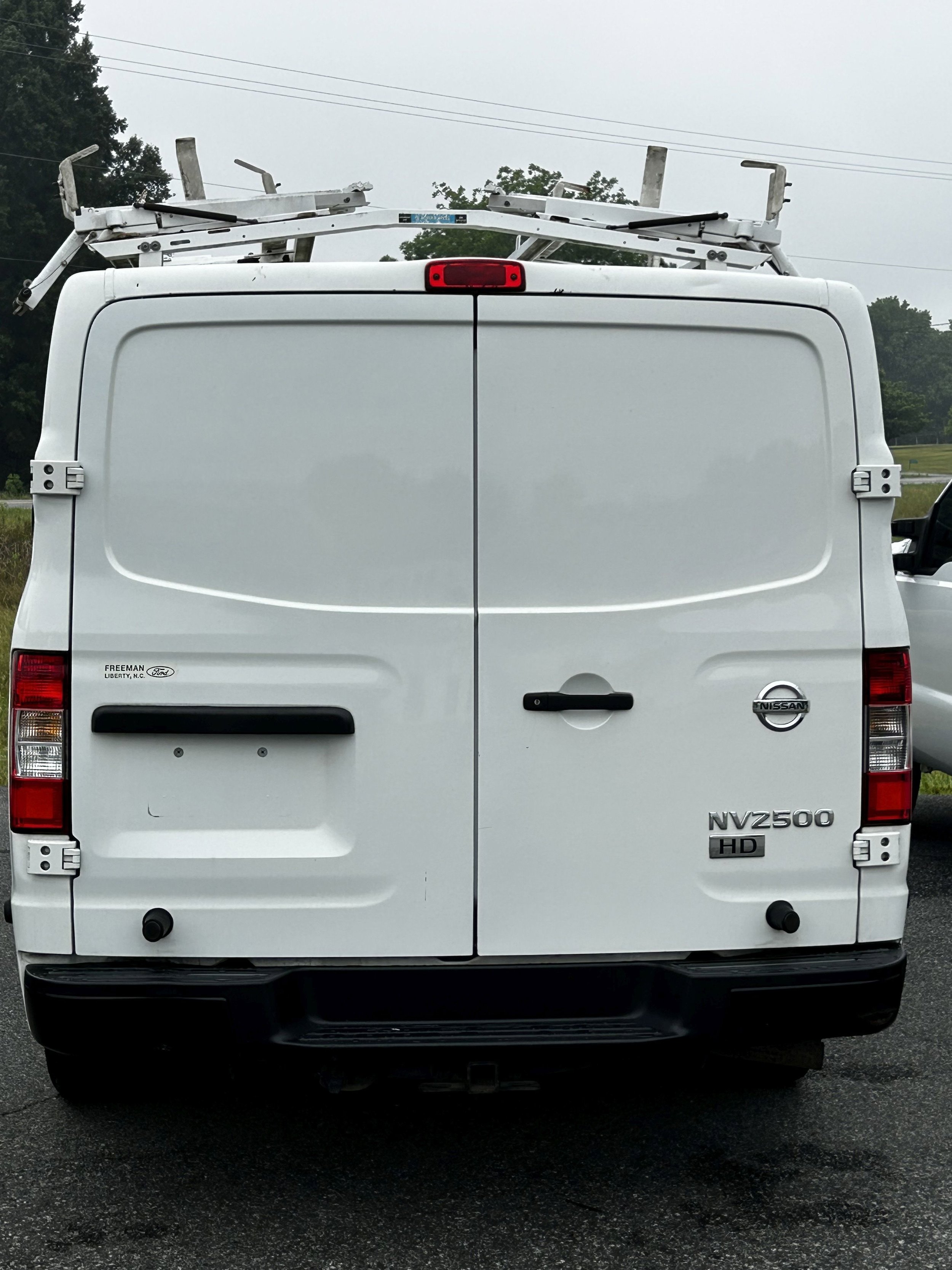 Used 2014 Nissan NV 2500 S w/ Power Basic Package RWD image 3