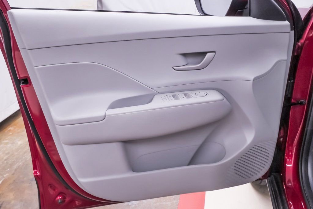 Certified 2024 Hyundai Kona SEL image 27