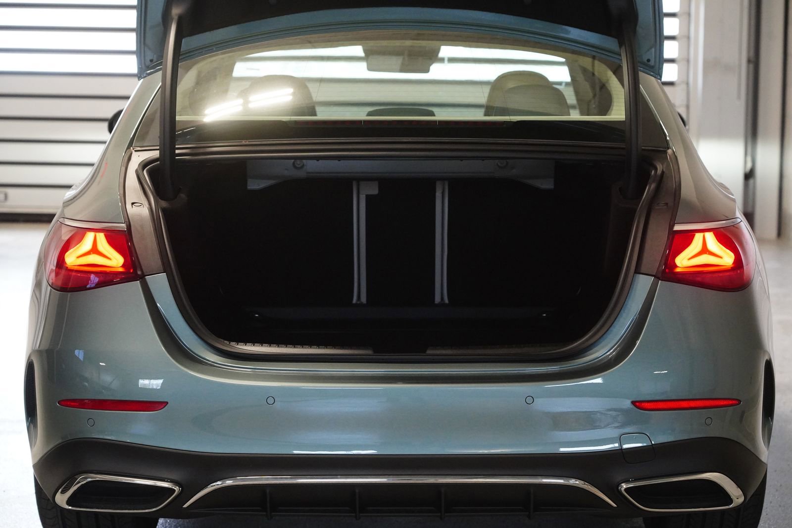 New 2026 Mercedes-Benz E 350 4MATIC Sedan image 33