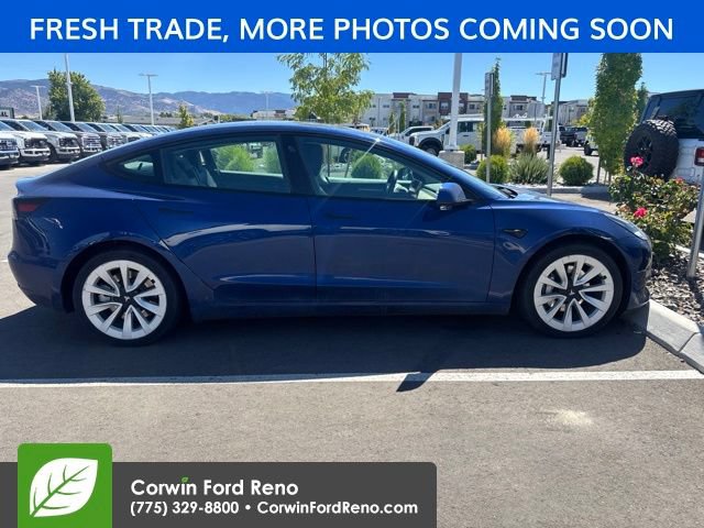 Used 2022 Tesla Model 3 Long Range AWD/4WD image 9