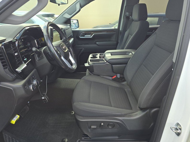 Used 2022 GMC Sierra 1500 Elevation RWD image 5