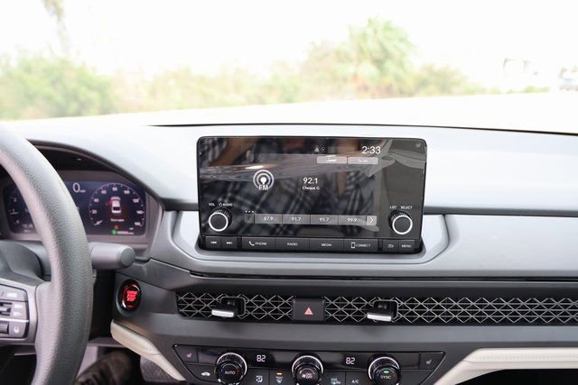 New 2025 Honda Accord SE image 18